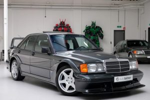 Mercedes-Benz-190E-2