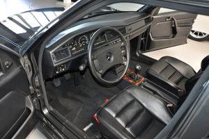 -Mercedes-Benz-190E-2.5-Evolution-II-(1)