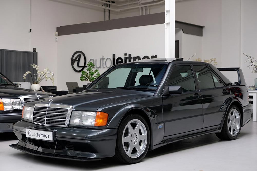 https://autogreeknews.gr/wp-content/uploads/2021/06/Mercedes-Benz-190E-2.5-Evolution-II-7.jpg