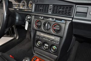-Mercedes-Benz-190E-2.5-Evolution-II-(8)