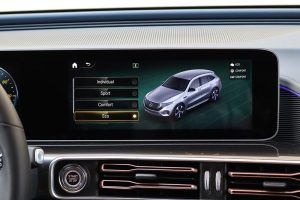 Mercedes-EQC-400-(11)