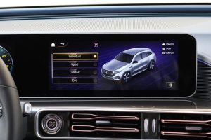 Mercedes-EQC-400-(14)