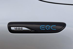 Mercedes-EQC-400-(48)