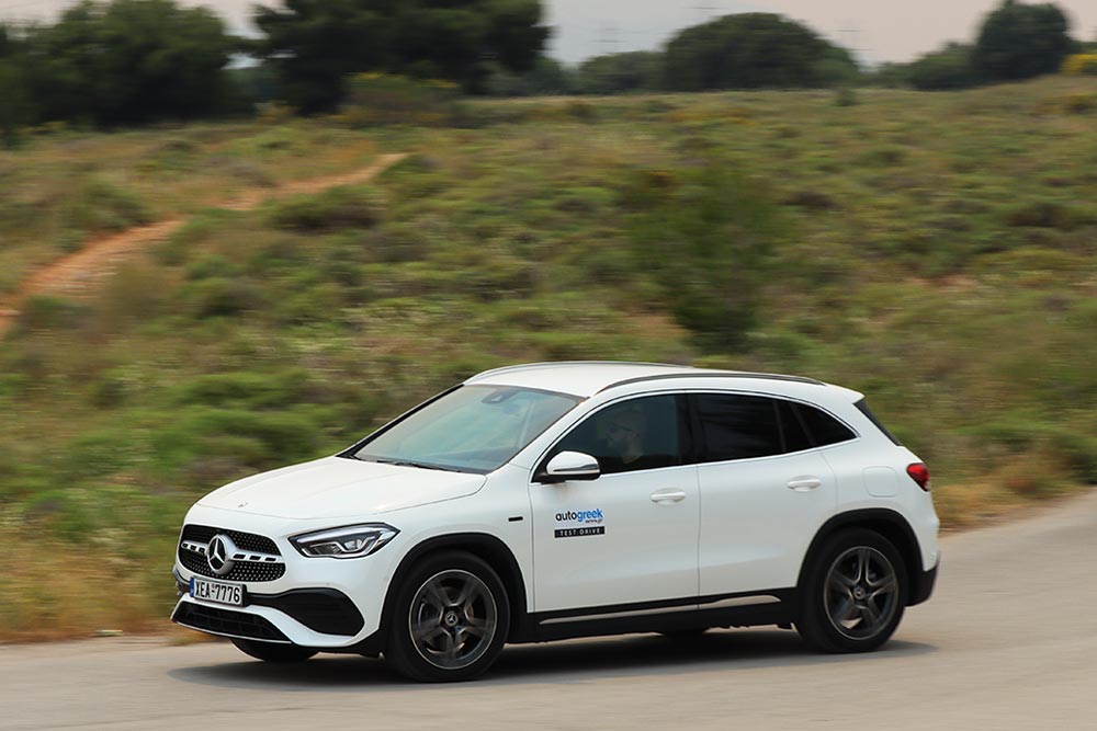 https://autogreeknews.gr/wp-content/uploads/2021/06/Mercedes-GLA-250-e-15.jpg