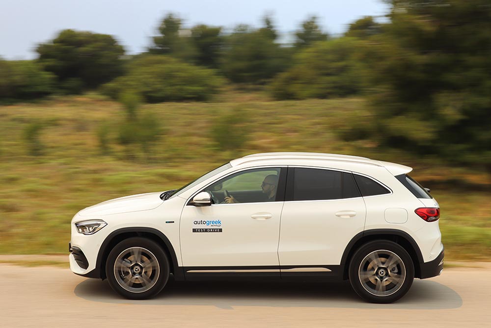 https://autogreeknews.gr/wp-content/uploads/2021/06/Mercedes-GLA-250-e-4.jpg