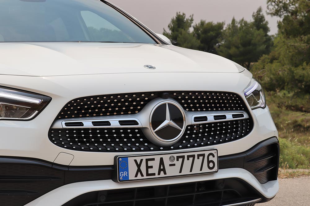 https://autogreeknews.gr/wp-content/uploads/2021/06/Mercedes-GLA-250-e-6.jpg