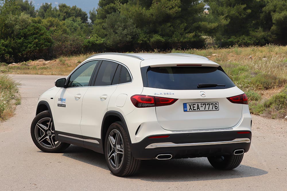 https://autogreeknews.gr/wp-content/uploads/2021/06/Mercedes-GLA-250-e-9.jpg