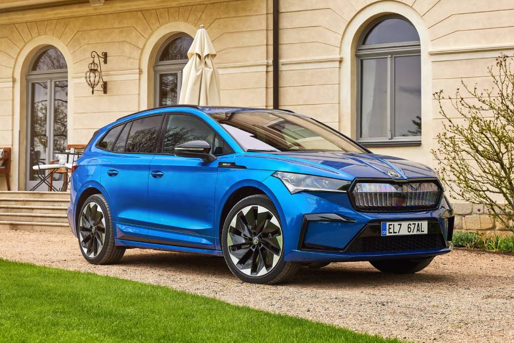 https://autogreeknews.gr/wp-content/uploads/2021/06/SKODA_ENYAQ_SPORTLINE_iV_80x_69.jpg