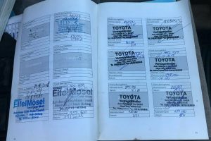 Toyota-Land-Cruiser-100-(4)