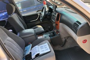 Toyota-Land-Cruiser-100-(8)