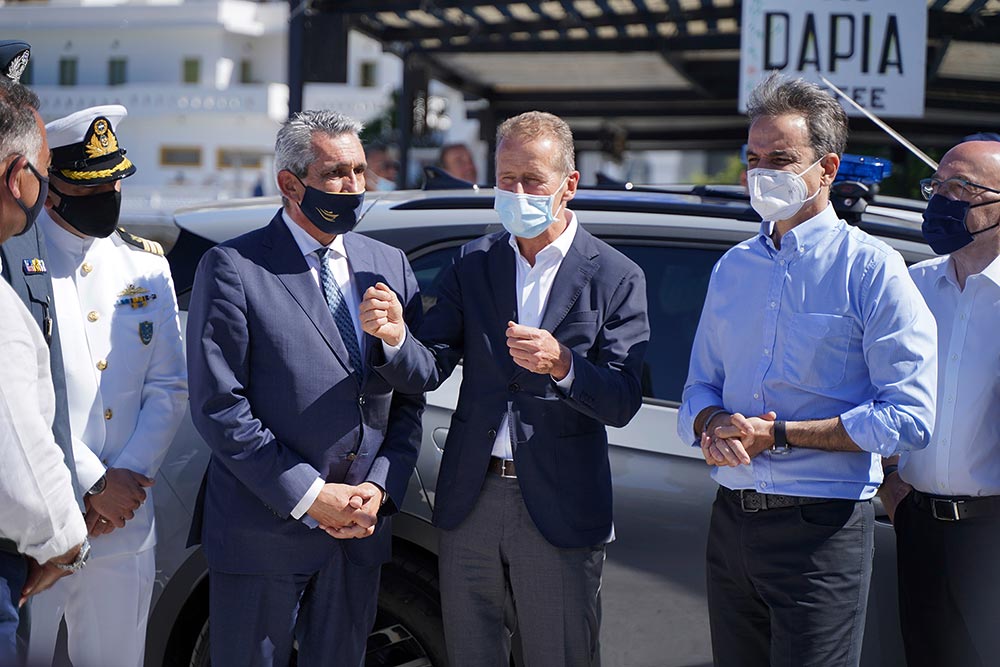 https://autogreeknews.gr/wp-content/uploads/2021/06/VOLKSWAGEN-ΑΣΤΥΠΑΛΑΙΑ-Γ.-ΧΑΤΖΗΜΑΡΚΟΣ-ΠΕΡΙΦΕΡΕΙΑΡΧΗΣ-Ν.-ΑΙΓΑΙΟΥ-H.-DIESS-Κ.-ΜΗΤΣΟΤΑΚΗΣ-Κ.-ΦΡΑΓΚΟΓΙΑΝΝΗΣ.jpg