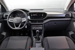 VW T-Cross 1.0 TSI 95 PS interior (1)