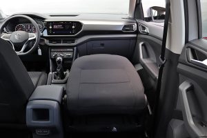 VW T-Cross 1.0 TSI 95 PS interior (4)