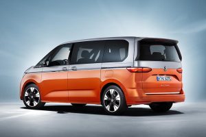 Volkswagen-Multivan-2021-(9)