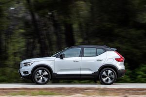 Volvo-XC40-Recharge-(5)