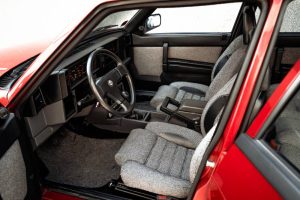 alfa romeo 75 turbo evoluzione (12)