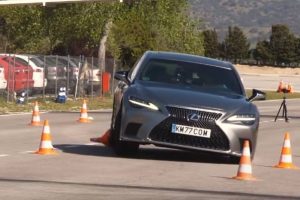 lexus ls500 moose test
