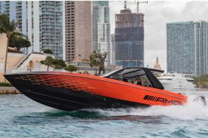 mercedes-amg-cigarette-41-foot-nighthawk-black-series (5)