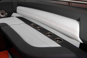 mercedes-amg-cigarette-41-foot-nighthawk-black-series (8)