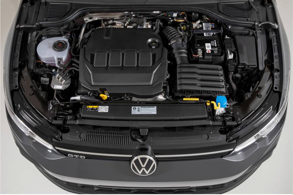 https://autogreeknews.gr/wp-content/uploads/2021/06/volkswagen_golf_gtd_26.jpg