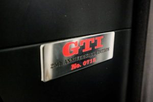 2002-VW-Golf-GTI-25th-Anniversary-Edition-8-Mile-3
