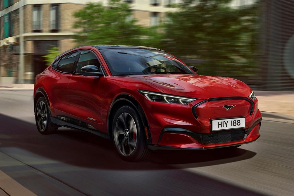 https://autogreeknews.gr/wp-content/uploads/2021/07/2020_FORD_MACH-E_AWD_01.jpg
