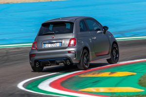2022-Abarth-F595-17