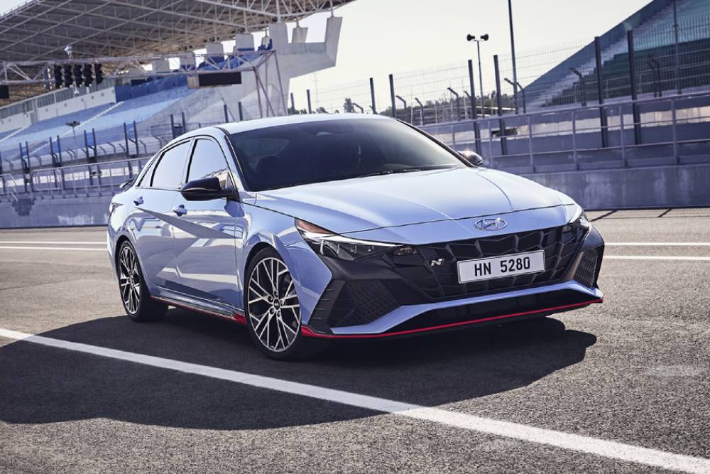 https://autogreeknews.gr/wp-content/uploads/2021/07/2022-Hyundai-Elantra-N-i30-011.jpg