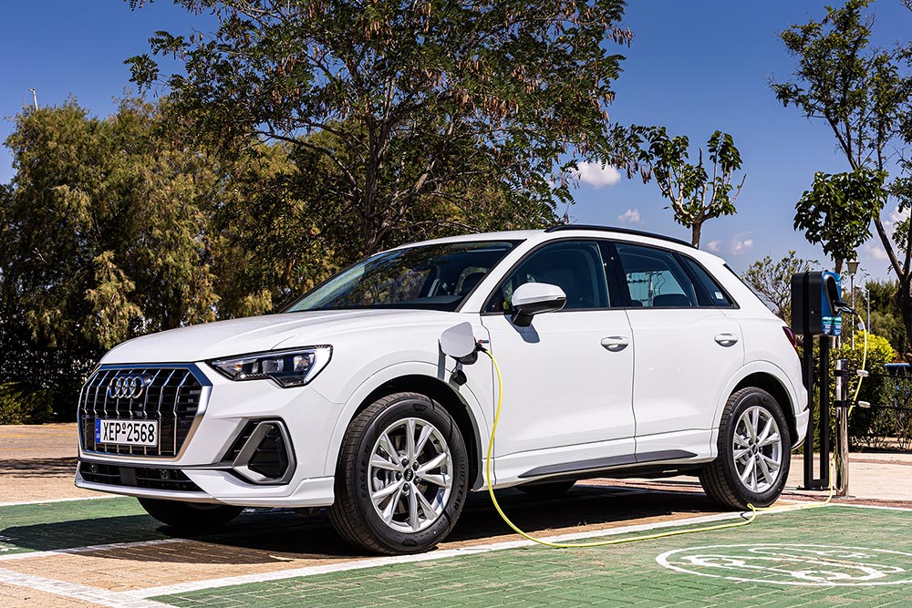 https://autogreeknews.gr/wp-content/uploads/2021/07/AUDI-Q3-TFSI-e_3.jpg