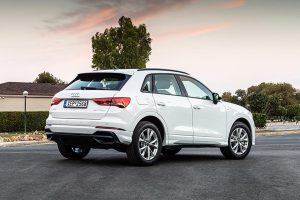 AUDI-Q3-TFSI-e_8
