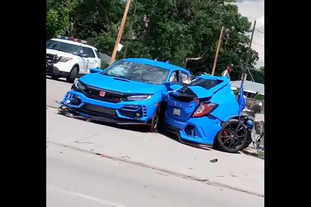 https://autogreeknews.gr/wp-content/uploads/2021/07/Honda-Civic-Type-R-crash.jpg