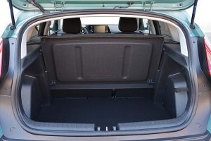 Hyundai-Bayon-1.2-interior-(6)
