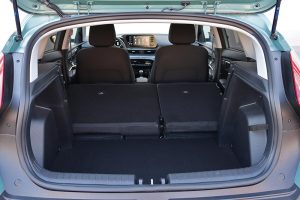 Hyundai-Bayon-1.2-interior-(7)