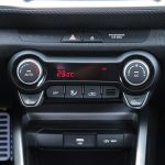 Kia-Stonic-1.0TGDI-100PS-48V-Hybrid-(13)
