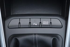 Kia-Stonic-1.0TGDI-100PS-48V-Hybrid-(16)