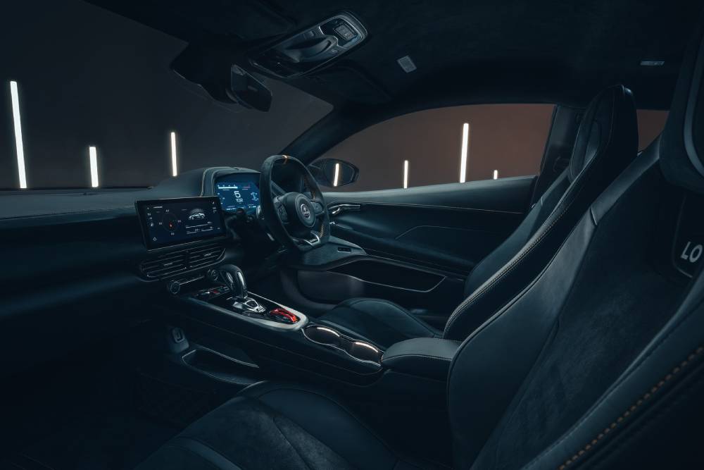 https://autogreeknews.gr/wp-content/uploads/2021/07/Lotus-Emira-Interior-6.jpg