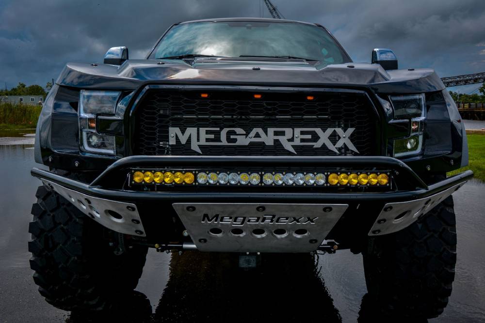 https://autogreeknews.gr/wp-content/uploads/2021/07/MegaRaptor-by-Megarexx-Trucks-11-1.jpg