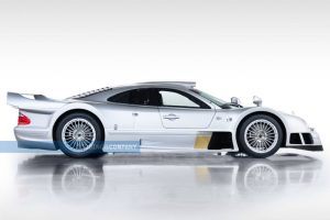 Mercedes-Benz-CLK-GTR-2