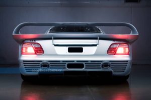 Mercedes-Benz-CLK-GTR-5