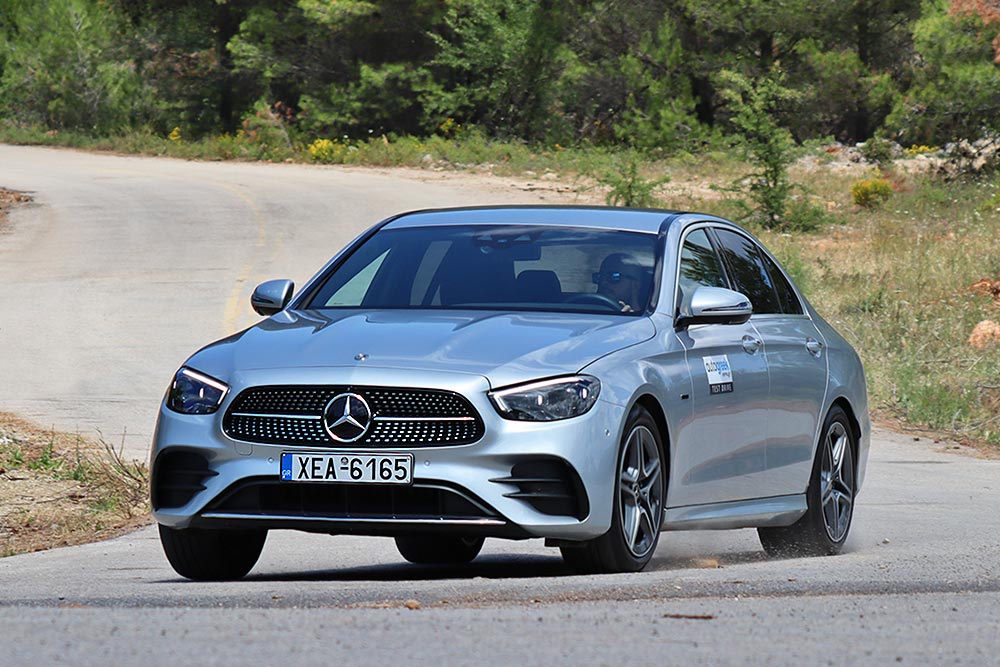 https://autogreeknews.gr/wp-content/uploads/2021/07/Mercedes-E-300-e-3.jpg