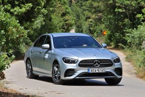 Mercedes E 300 e (40)