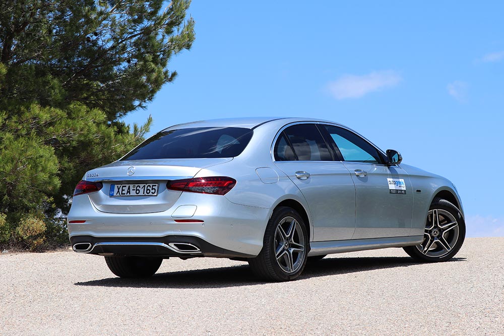 https://autogreeknews.gr/wp-content/uploads/2021/07/Mercedes-E-300-e-43.jpg