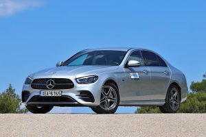 Mercedes E 300 e (46)