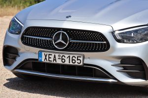 Mercedes E 300 e (47)