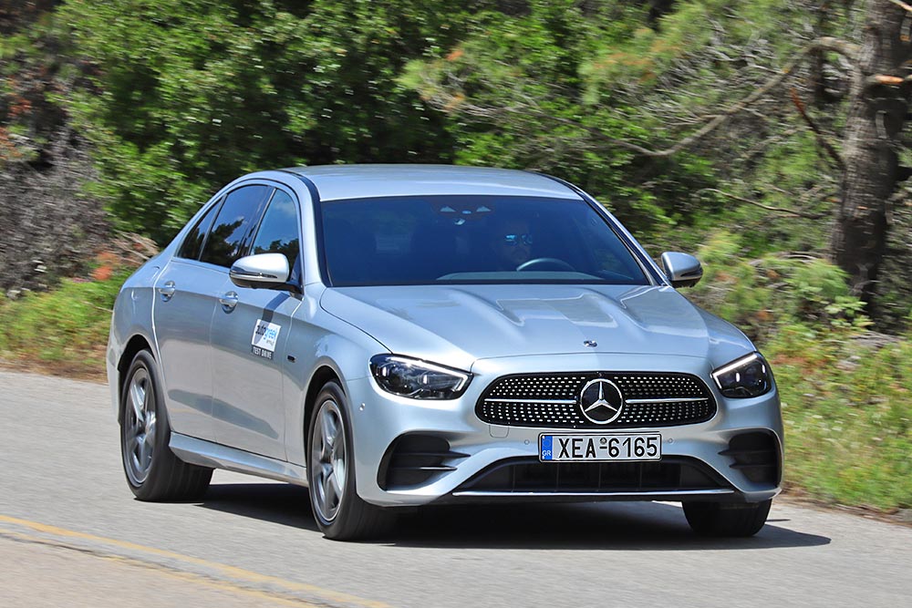 https://autogreeknews.gr/wp-content/uploads/2021/07/Mercedes-E-300-e-53.jpg