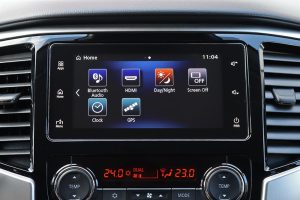 Mitsubishi-L200-2021-(34)