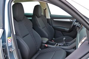 Skoda Karoq 1.5 TSI interior (15)