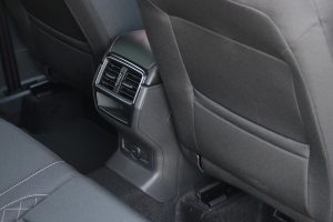Skoda Karoq 1.5 TSI interior (16)
