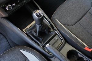 Skoda-Scala-1.0-TSI-gearbox
