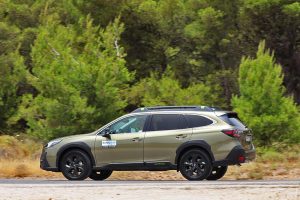 Subaru-Outback-(18)